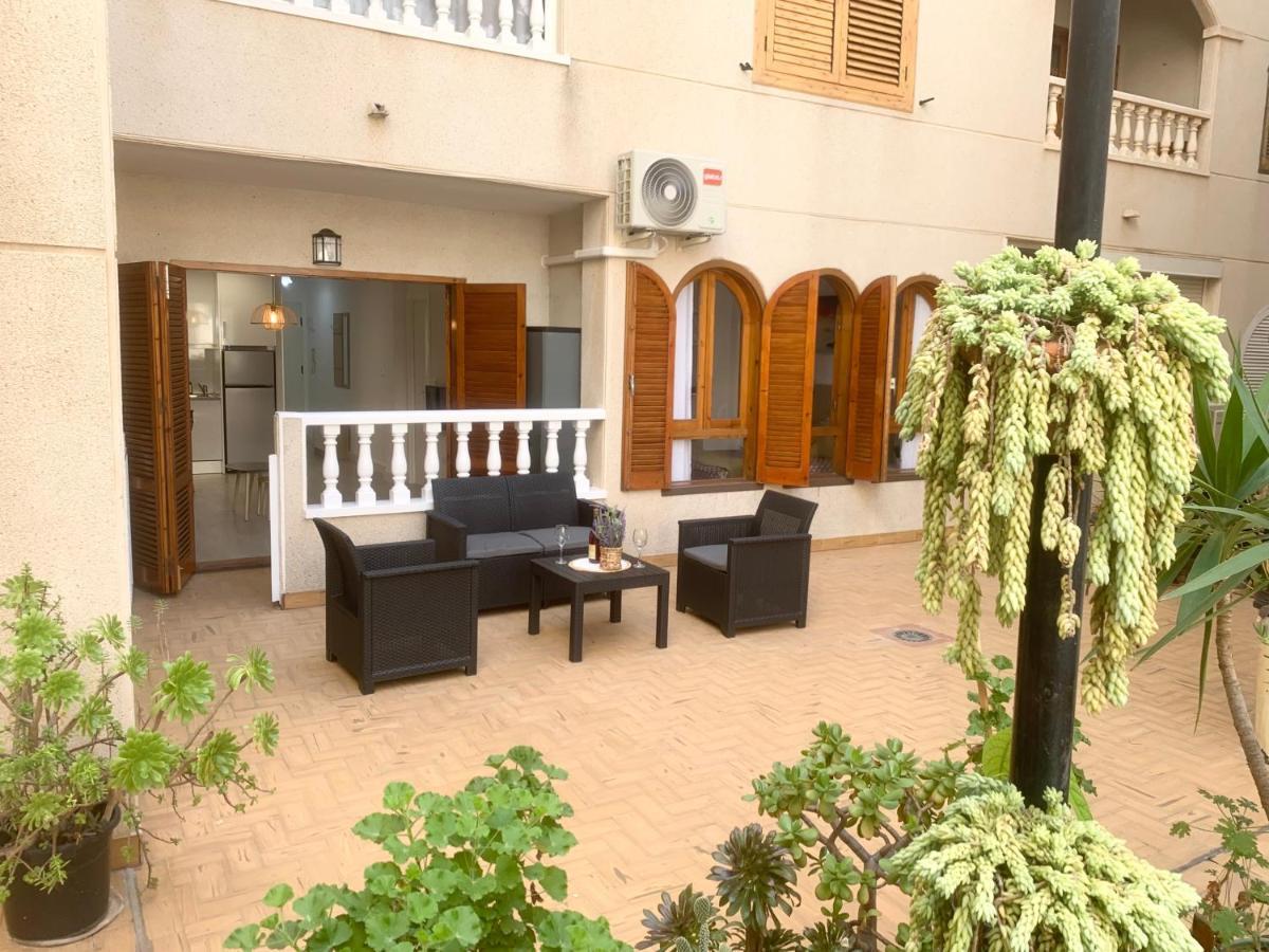 Apartamento Estefany A 100 M De Playa 또레비에하 외부 사진