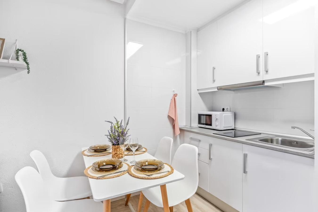 Apartamento Estefany A 100 M De Playa 또레비에하 외부 사진